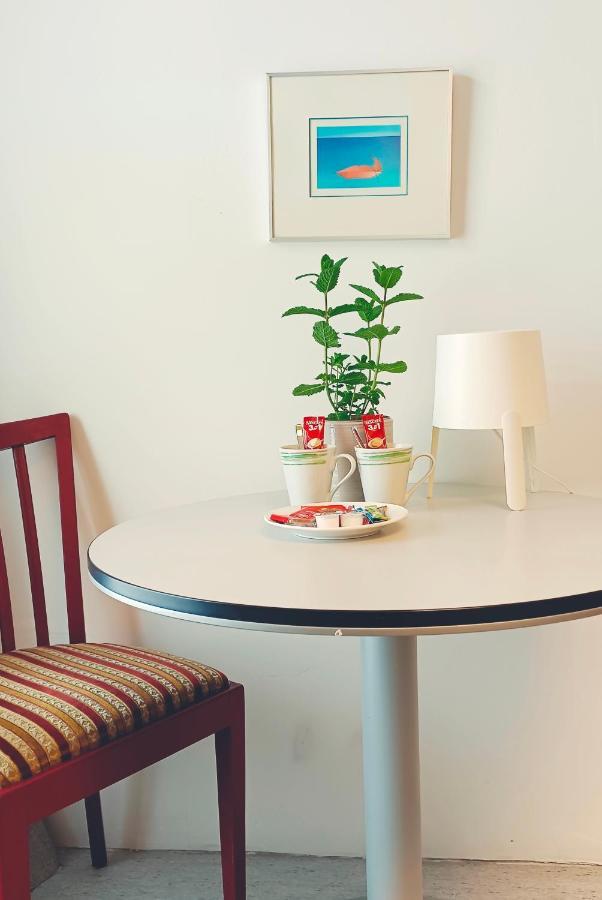 Lounge-Style-Hostel ซังค์ทเฟทอันแดกลาน ภายนอก รูปภาพ