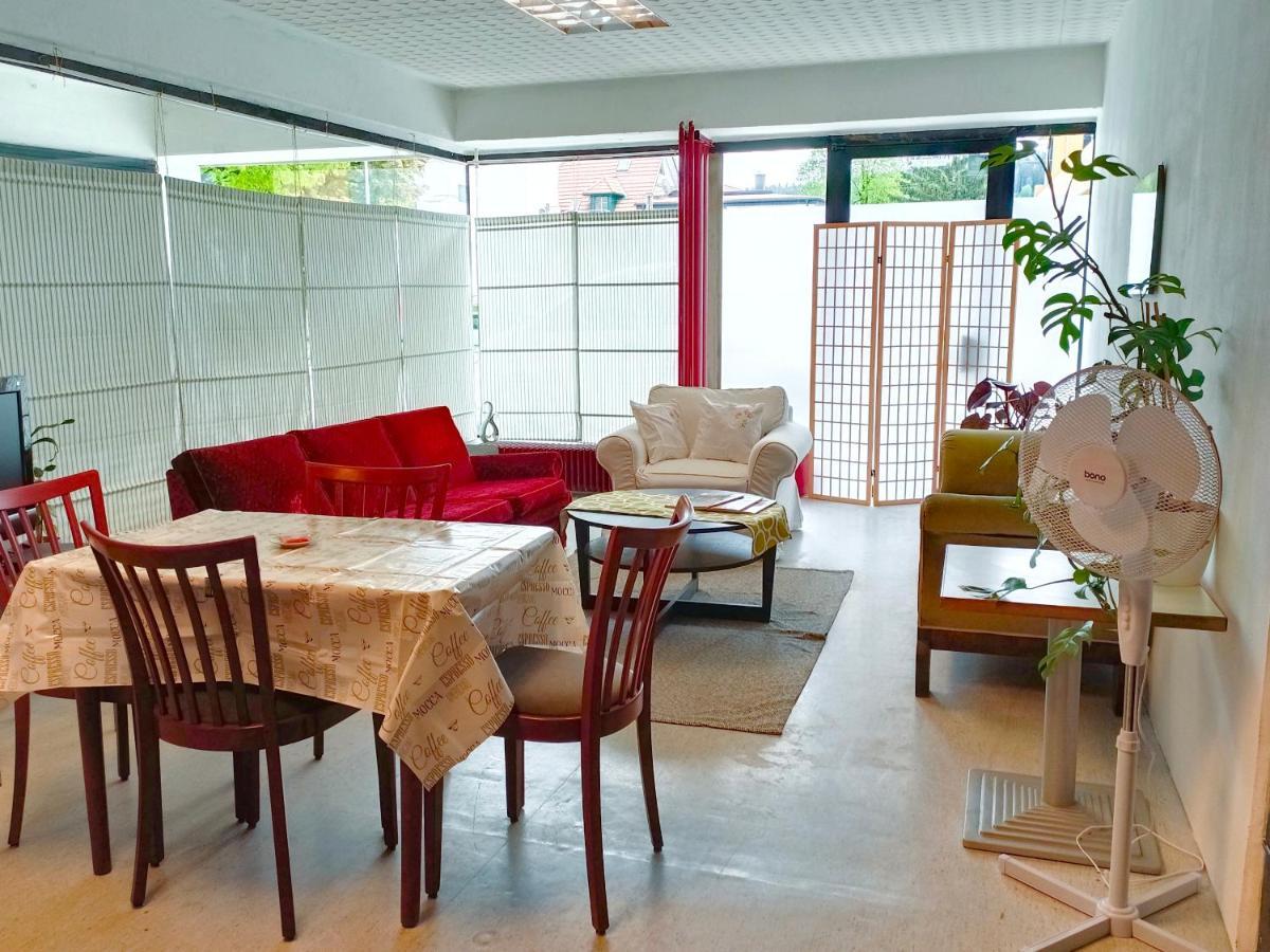 Lounge-Style-Hostel ซังค์ทเฟทอันแดกลาน ภายนอก รูปภาพ